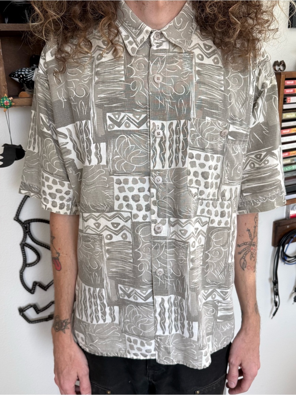 Vintage 90s Abstract Floral Geometric Linen S/S Button Down Shirt ~ Size Large